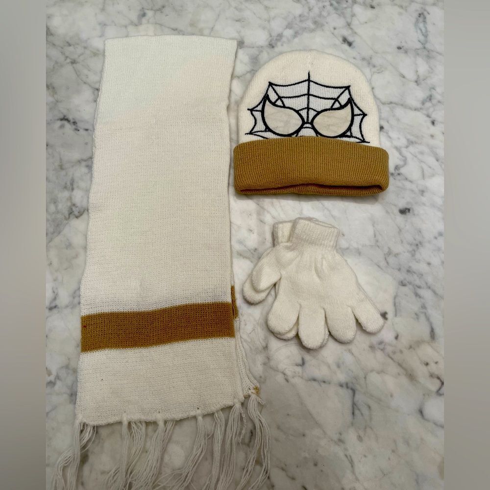 Boys knit hats , scarf and gloves Spider-Man set